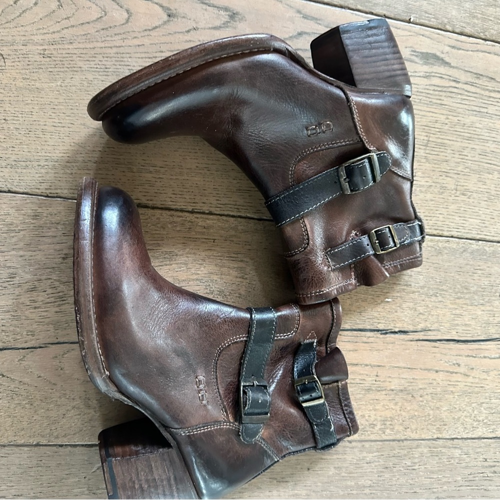 Bed Stu Cobbler series distressed brown heel bootie womens 7.5